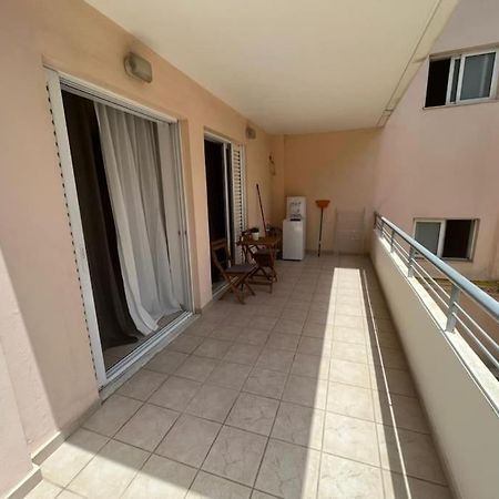 Appartement Modern Studio Large Veranda -Metro Station Suggrou à Athènes Extérieur photo